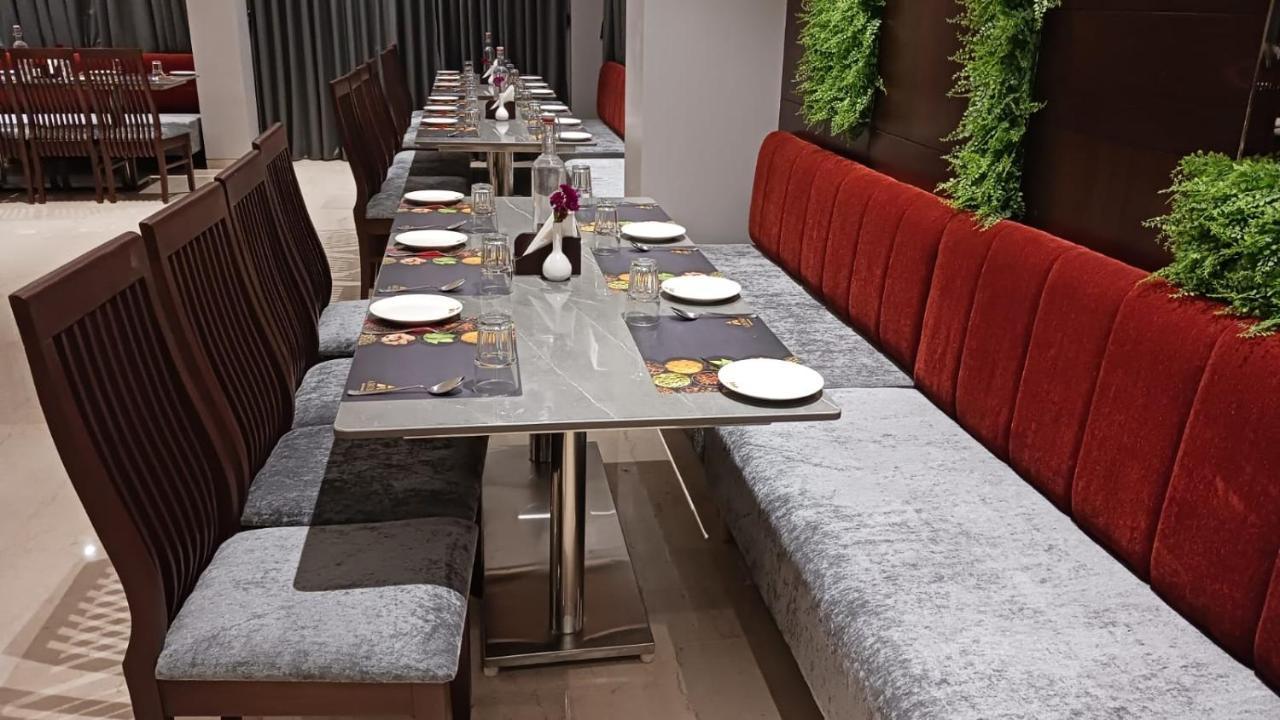 Alaukik Hotel 舍地 外观 照片